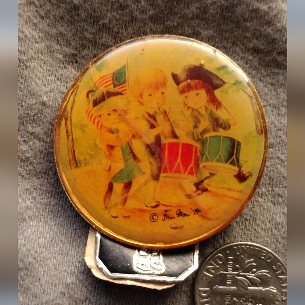 Vintage 1971 Fran Mar Moppet friendship brooch